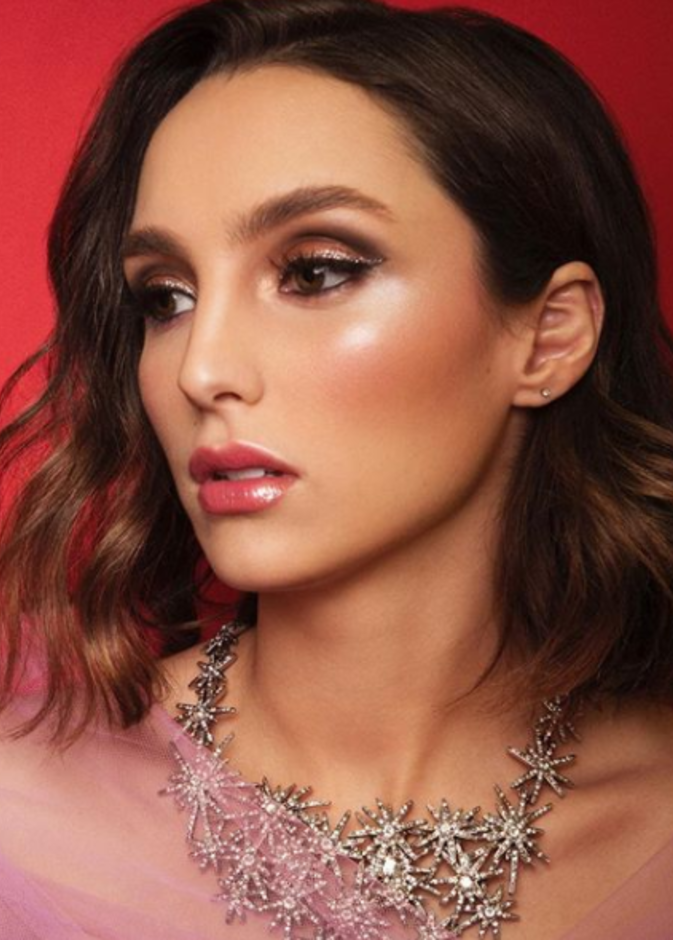 مكياج عرايس متألق و ناعم من توقيع كريستيان ابو حيدر