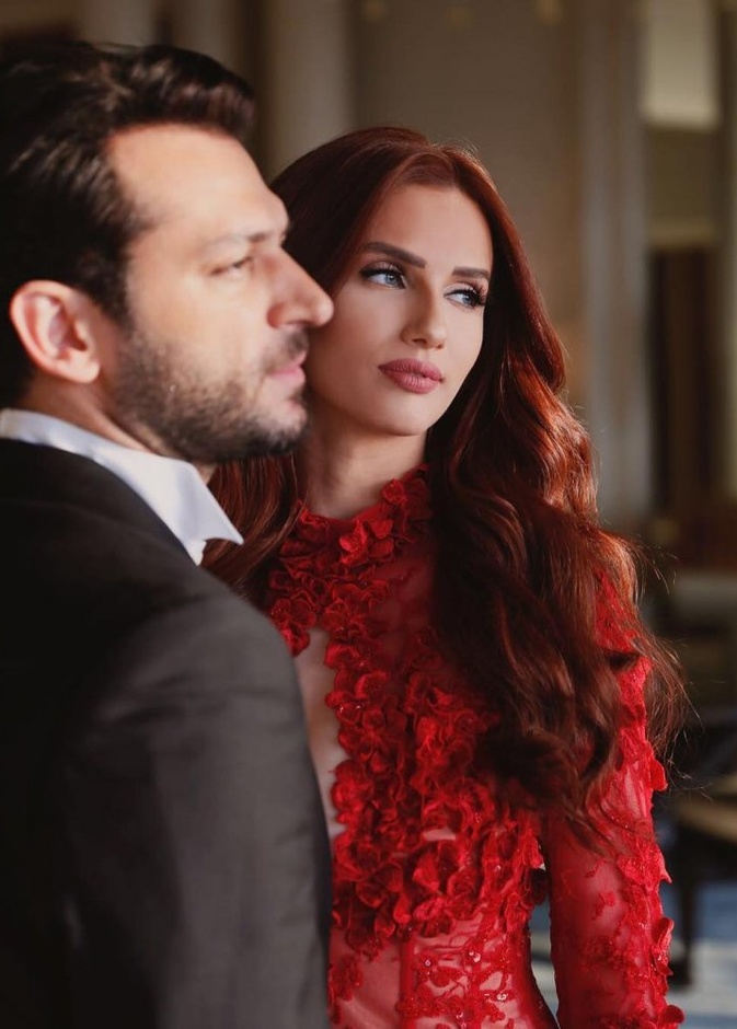 ايمان الباني ومراد يلدريم