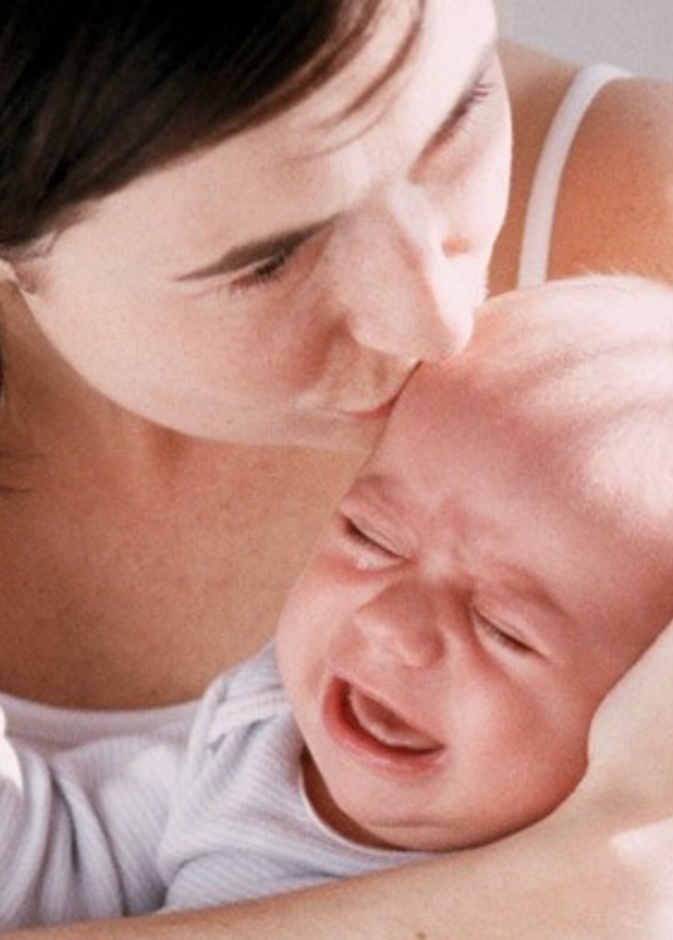 طرق علاج المغص عند الطفل الرضيع