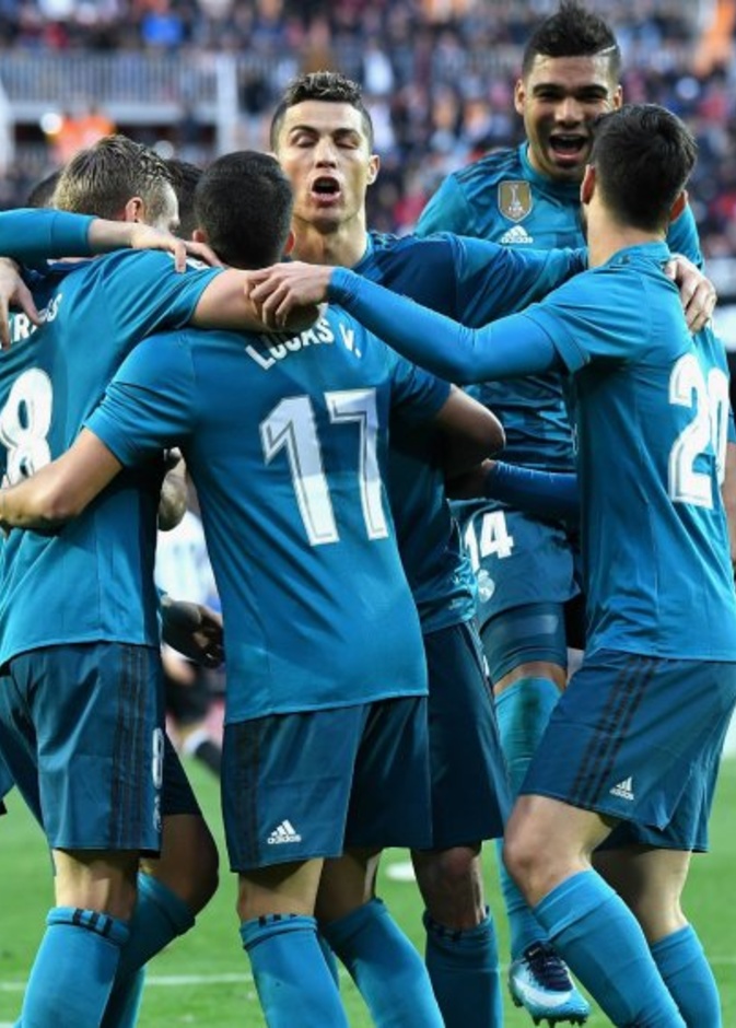 كريستيانو رونالدو سجل هدفين من رباعية ريال مدريد في فالنسيا