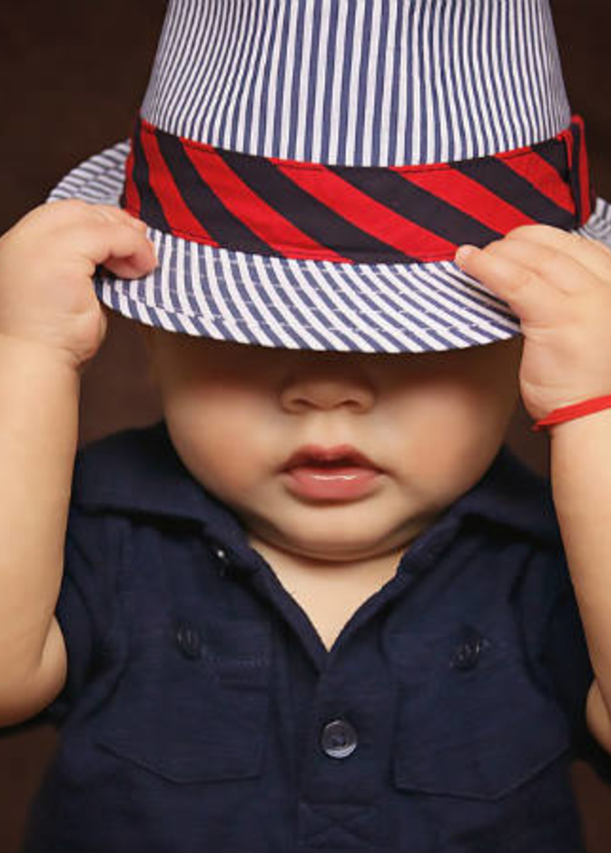 يعتبر طفل برج الدلو من الاطفال الاذكياء جداً بطبيعته