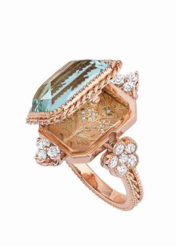 Dior à Versailles, PiècesSecrètes.. مجوهرات راقية تأخذنا إلى الأماكن السرّية في القصر