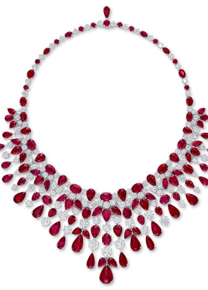 قلادة من نيراف موديNirav Modi