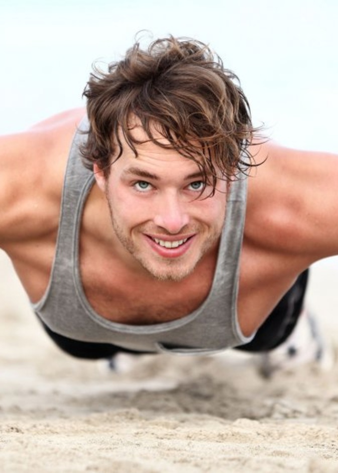 تمرين رفع الجسم والكعبين