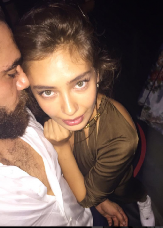 ناصليهان أتاجول وزوجها