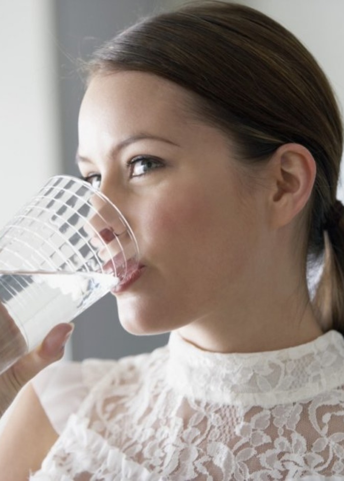 رجيم الماء يساعد على تحسين كفاءة الجهاز الهضمي