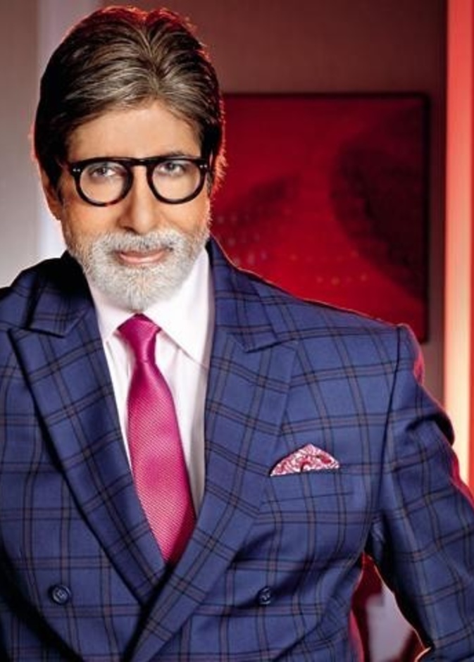 نجم الهند الأول ينشر سيرته الذاتية