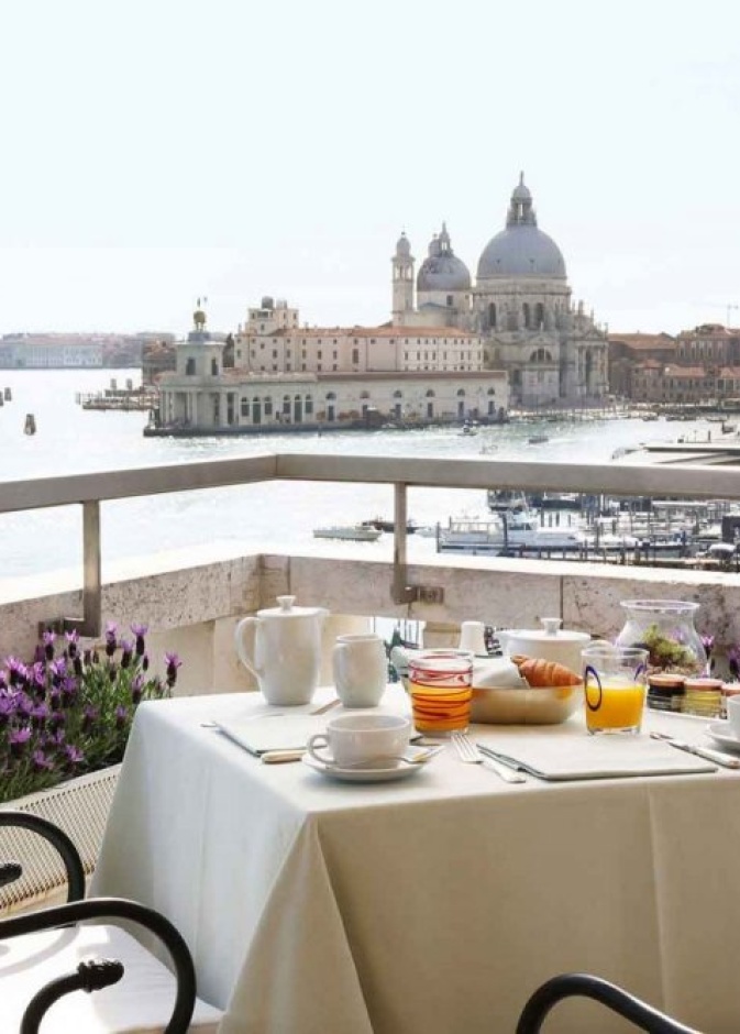 فندق Hotel Danieli فينيسيا – جمال الاطلالة Hotel Danieli Venice - View