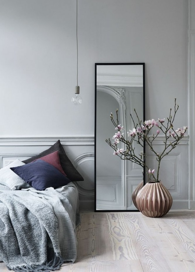 ديكورات بسيطة من الزهور لغرفة نوم مودرن