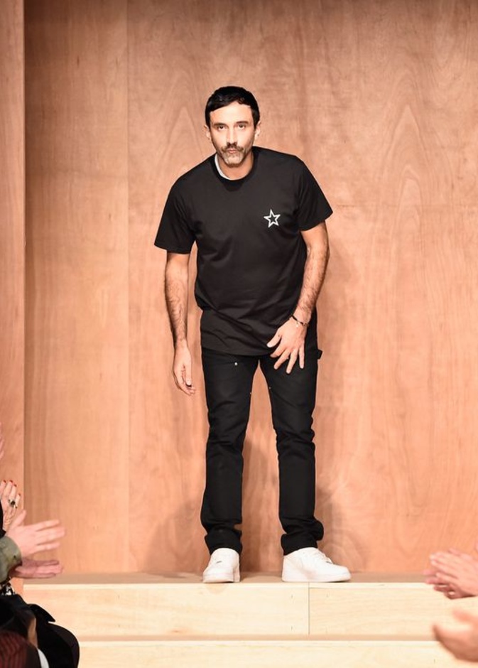 ريكاردو تيسي Riccardo Tisci  المدير الإبداعي الجديد لدار Burberry