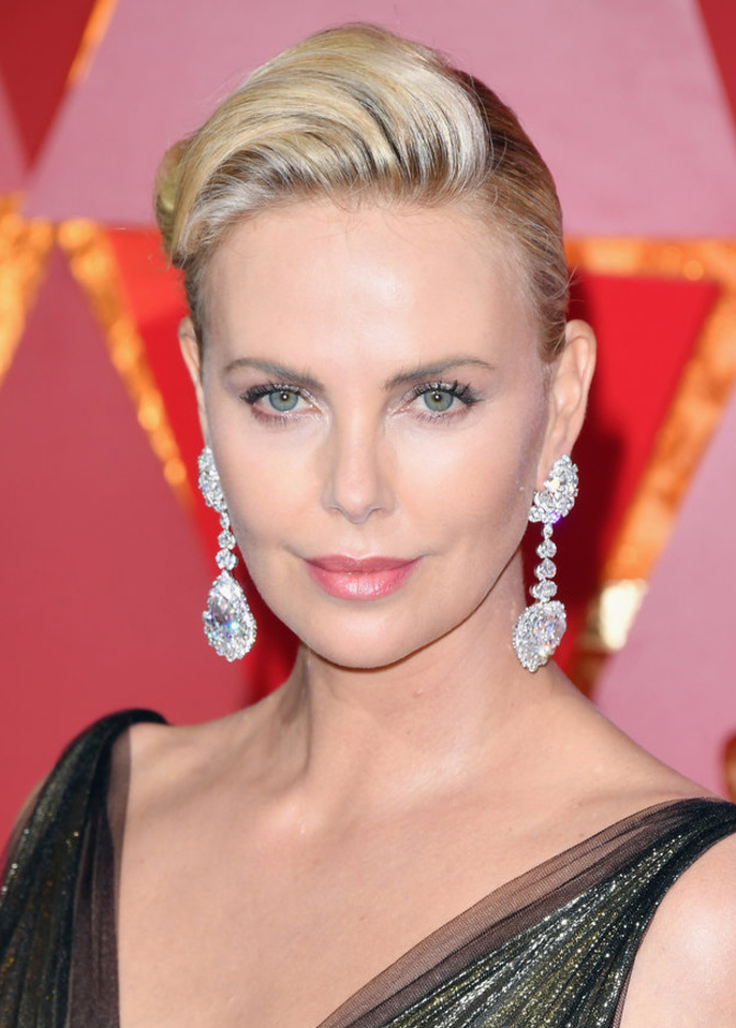 أجمل مجوهرات النجمات في حفل الأوسكار خلال السنوات الماضية