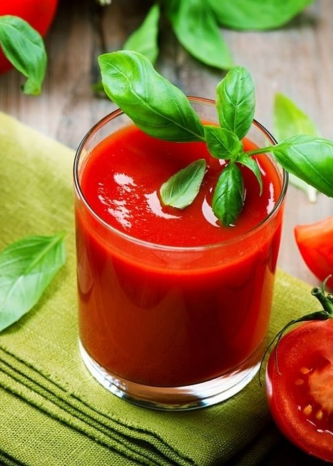  فوائد عصير الطماطم للرجيم