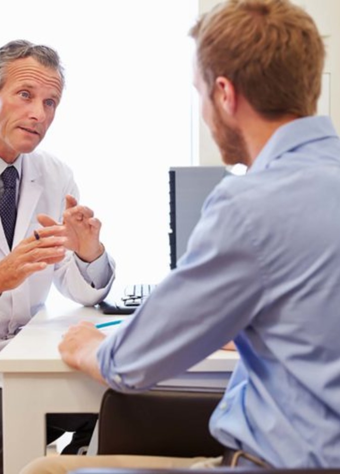 ما هي اسباب الام الخصيتين