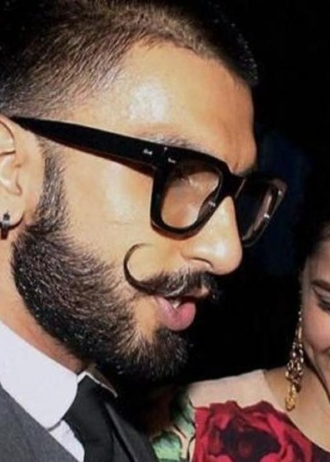 ديبيكا بادوكون تنشر صورة حذائها القديم