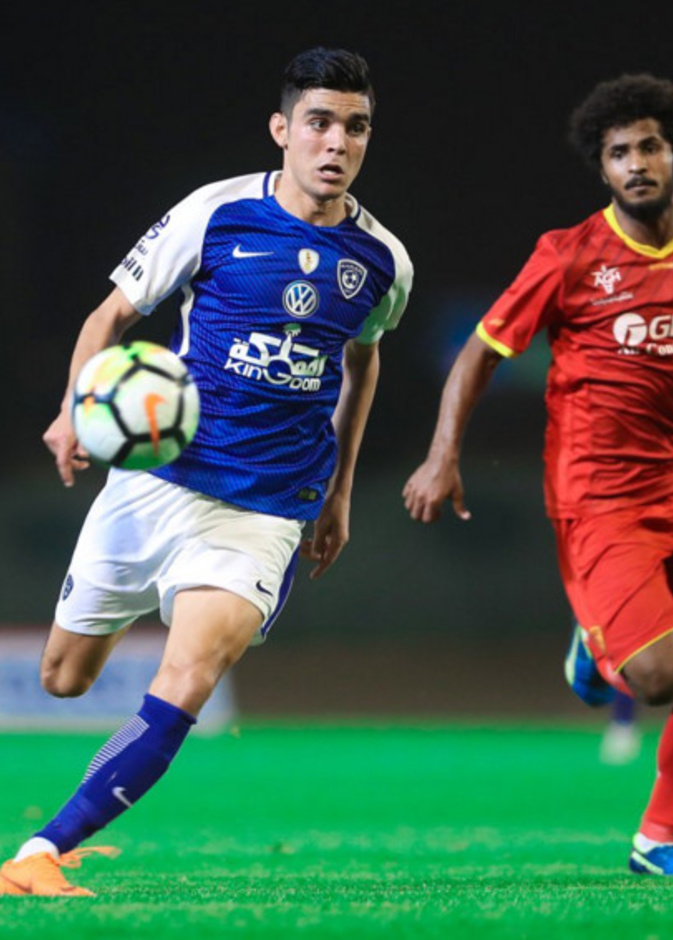 الهلال سجل وأضاع ركلة جزاء.