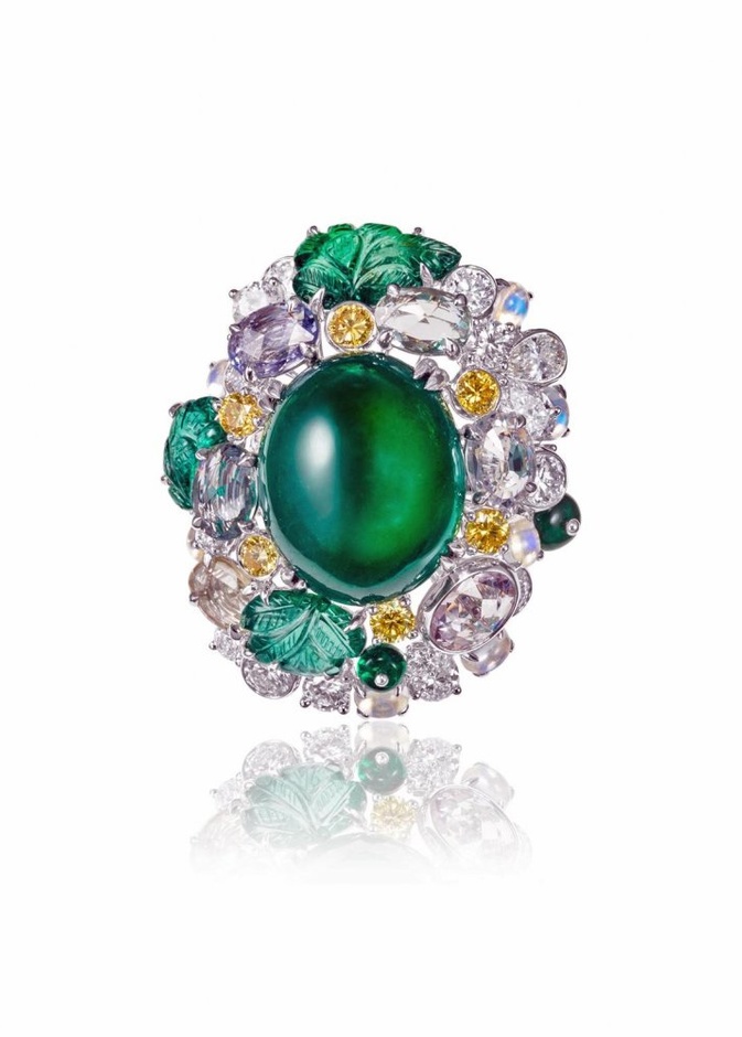 اسوارة من شوميهChaumet 