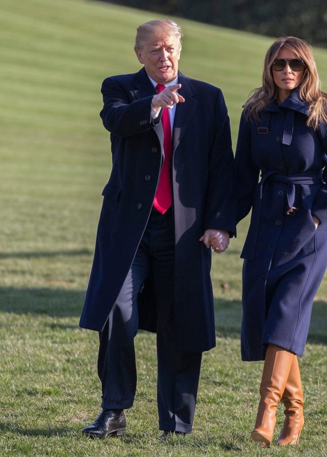 دونالد ترامب منع ميلانيا ترامب من التعثر