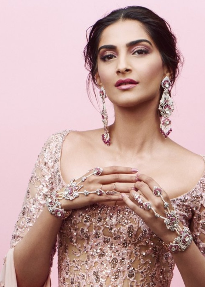 سونام كابور تستعد لتصوير فيملها الجديد