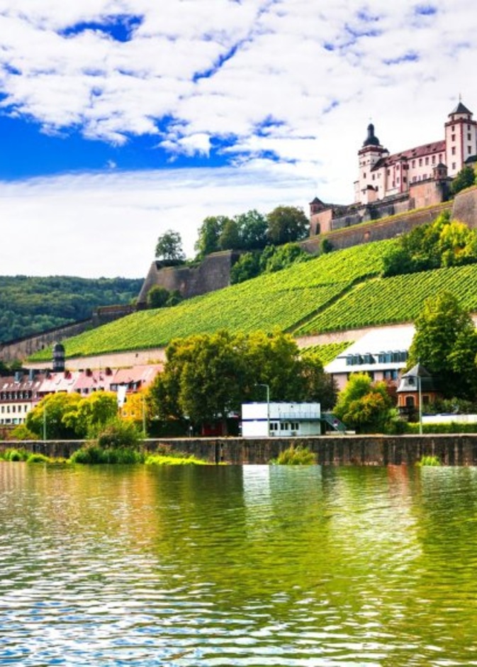 قلعة هايدلبيرغ من أهم المعالم التاريخية