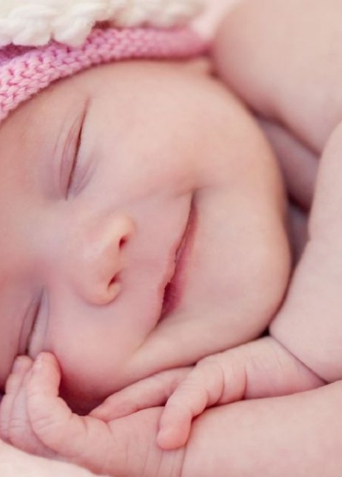 راقبي نوم رضيعك واستفيدي من دليل نوم الرضيع في ترتيب أولوياتك