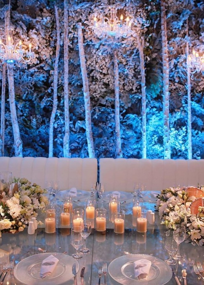 كوش افراح مزينة بالورود من تنفيذ Ghadeer Ashoor