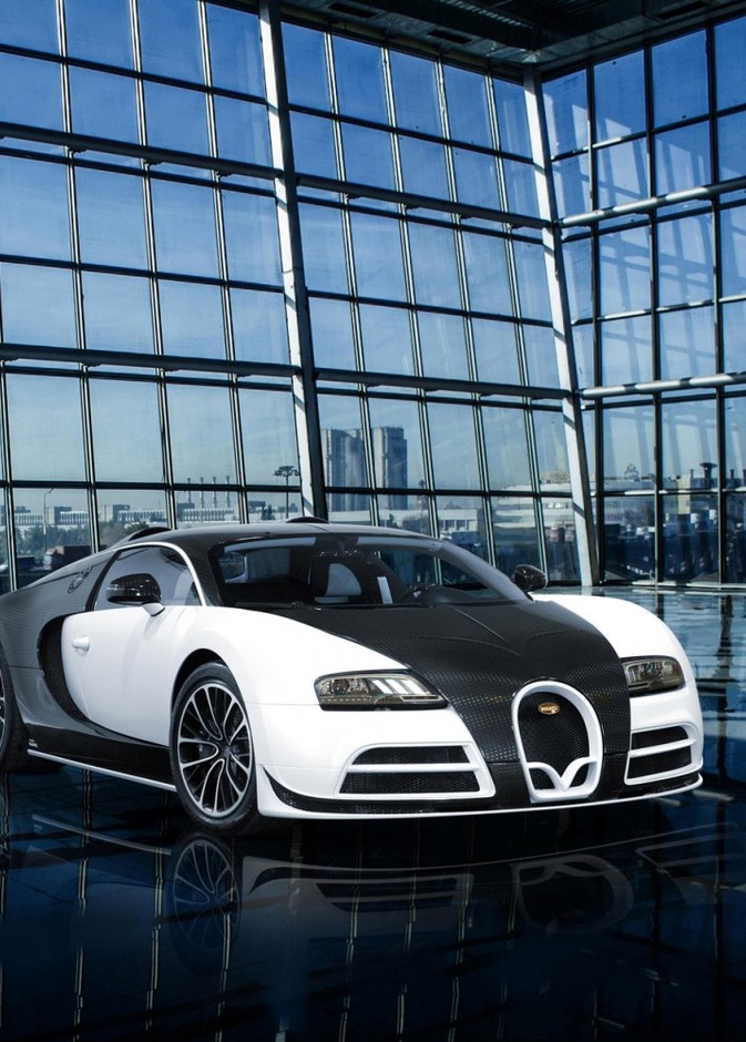 سيارة ماكلارين موديل P1 LM-3.6 مليون دولار