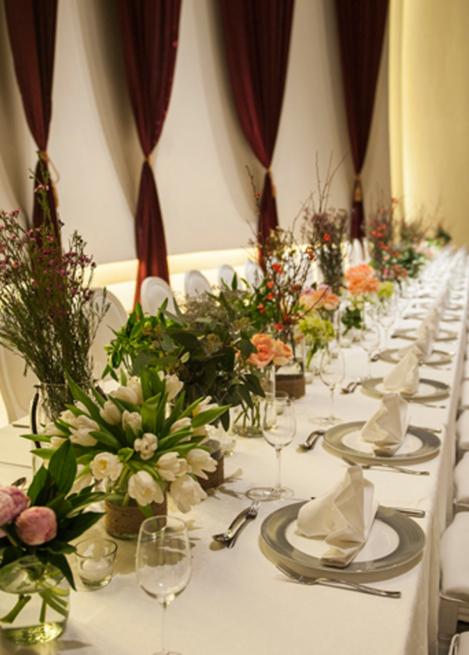 بساطة راقية لحفلات مركز دبي التجاري العالمي