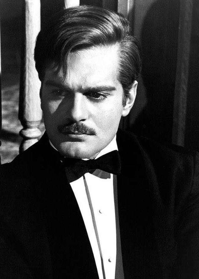 اناقة ساحرة للنجم العالمي عمر الشريف