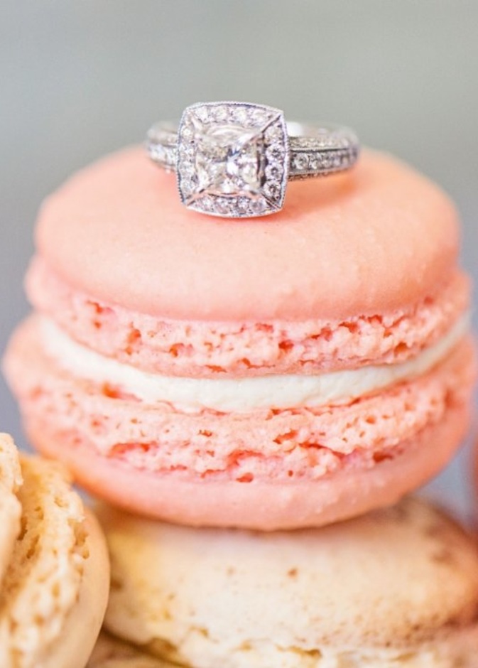 زينّي الماكرون باجمل العبارات و الكلمات التي ترغبين بها