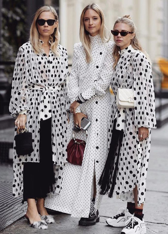 صندل كعب من Dolce & Gabbana