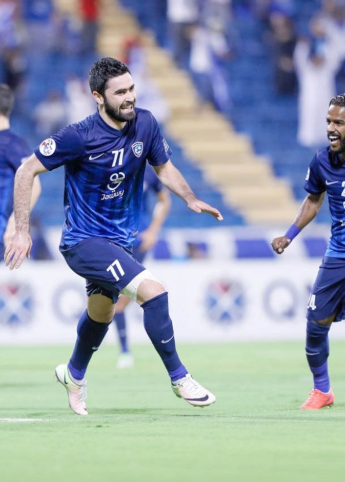 الهلال يسعى لحفظ ماء وجهه أمام الإستقلال