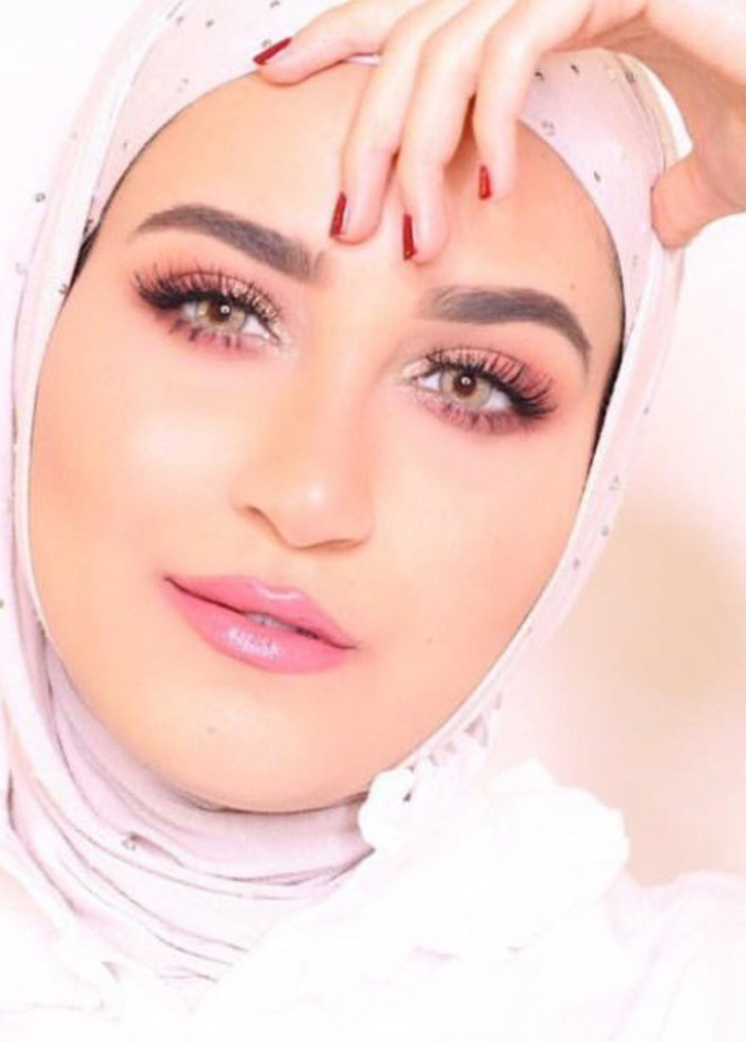 يمكنك الاستغناء عن الأيلاينر والاكتفاء بظلال العيون فقط.
