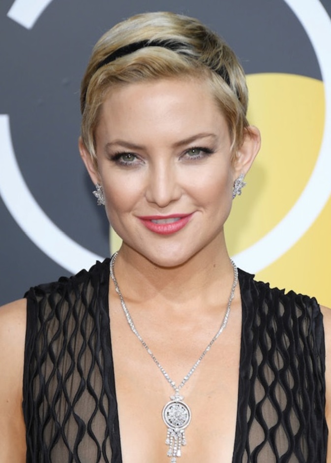 كيت هدسون ترتدي أقراط أكوامارين من جورج أدلر Jorge Adeler