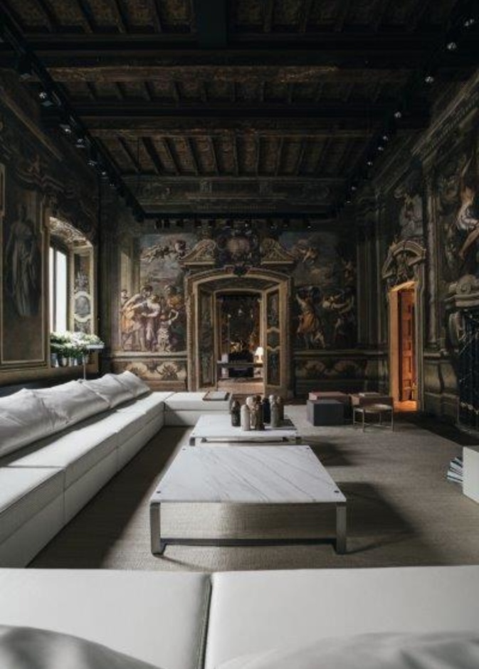 طاولة قهوة من الرخام الأبيض العائم