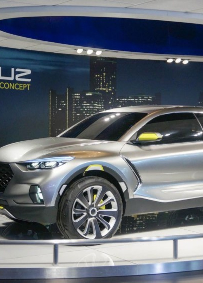 سانتا كروز بمظهر رياضي