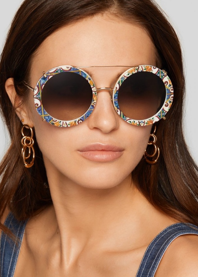 Prada نظارات شمسية بقصة الكات اي من