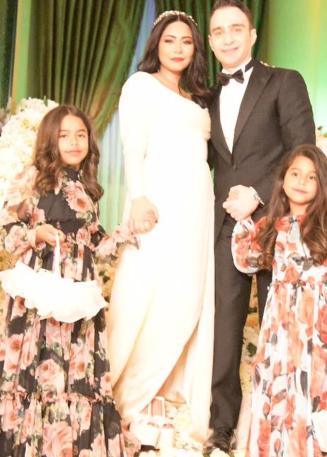 محمد رحيم مع عروسته