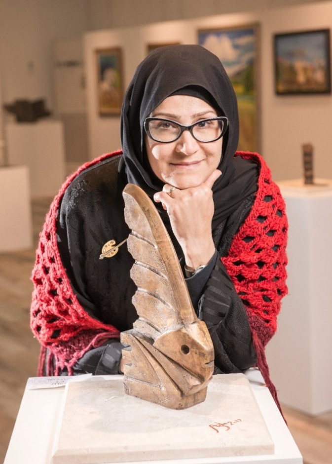 لقاء موقع هي مع النحاتة والفنانة السعودية أزهار سعيد 
