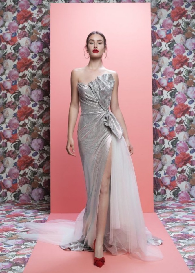 فساتين زفاف ملونة و عصرية من مجموعة Vera Wang لربيع 2019