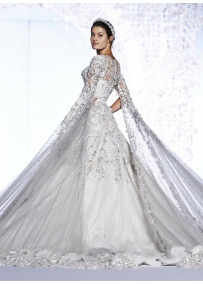 فستان زفاف من تصميم رالف اند روسو