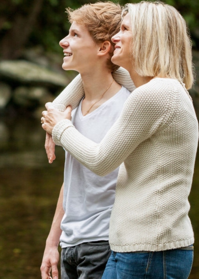 هذا المراهق هو عبارة عن شعلة من الذكاء ويعي كيف يحافظ على مستواه الدراسي