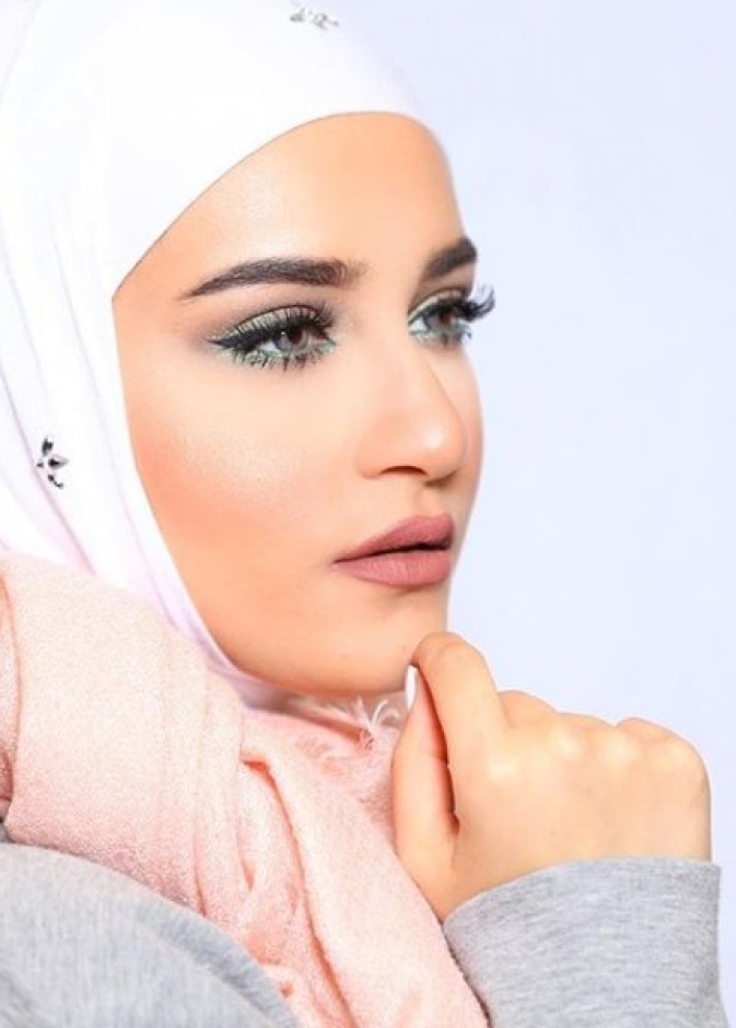 مكياج طبيعي جذاب للمحجبات