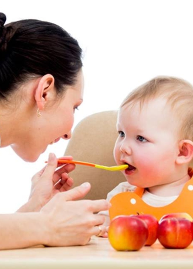 أفضل وسيلة للام لتنمية ذكاء الطفل