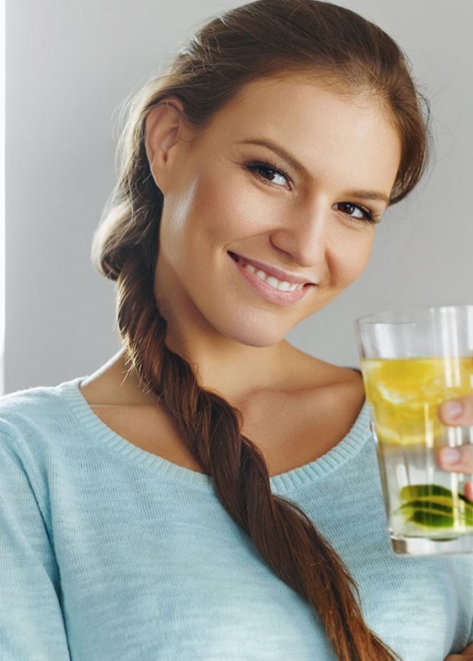 الفواكة والخضروات مفيدة لتنظيف الجسم من السموم في رمضان