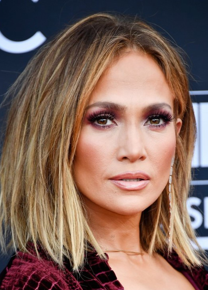 تسريحات شعر ويفي وملفتة من Ciara