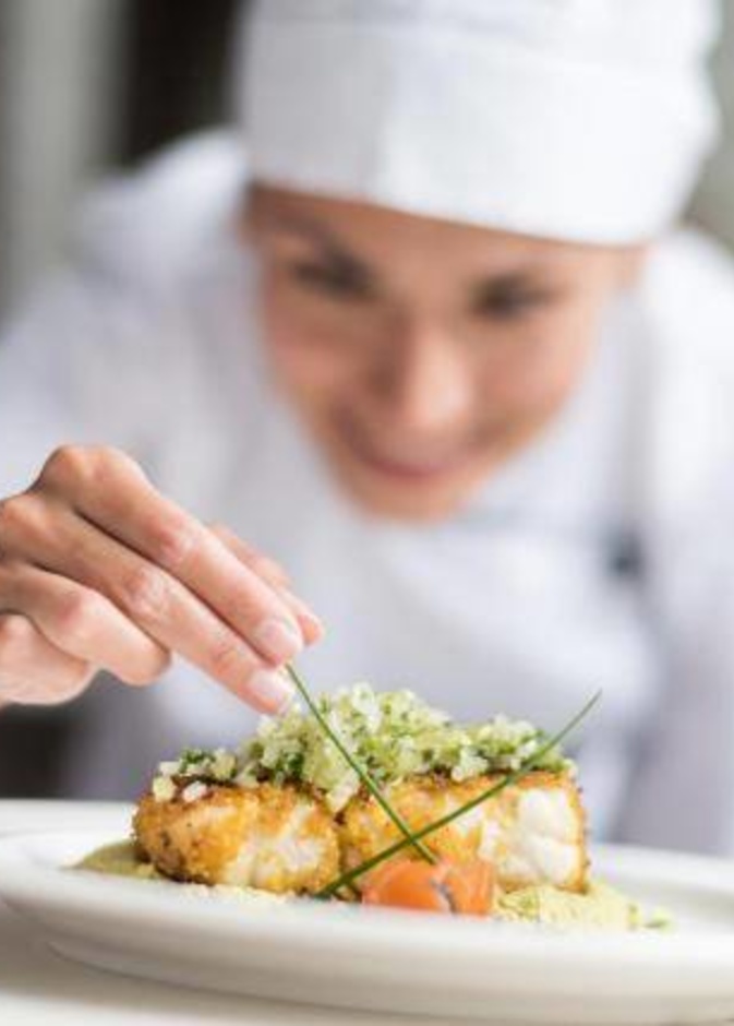  لأن مواليد برج الثور يهتمون بالطعام، فإن العمل في المطبخ يستهويهم