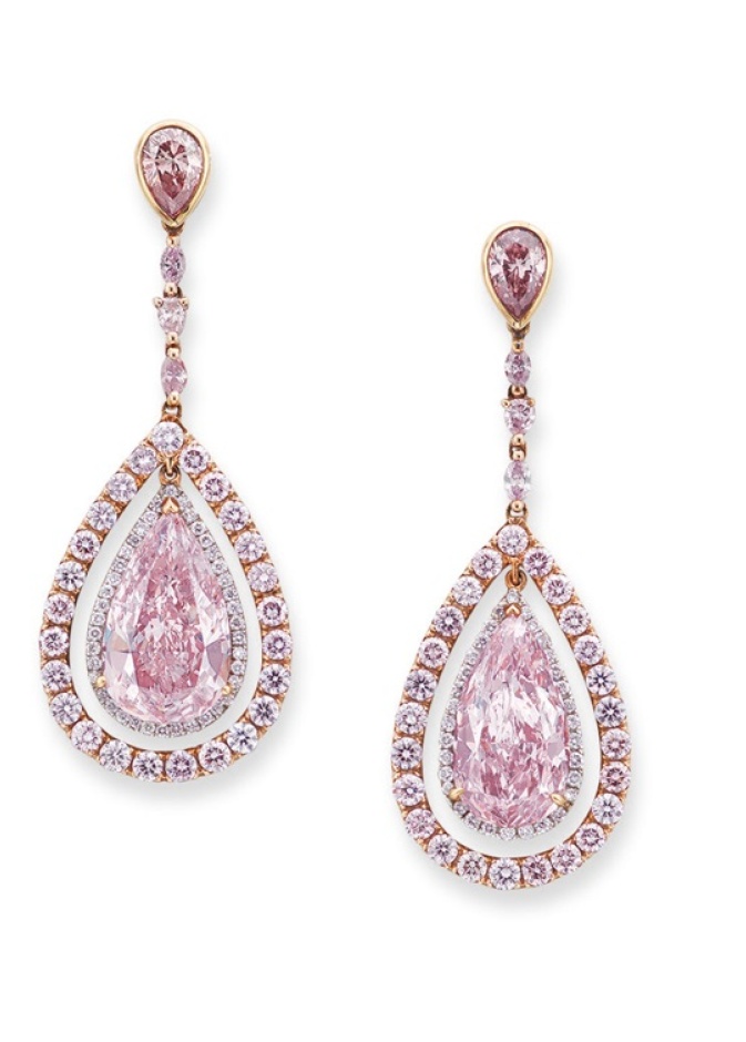 أقراط الماس الأصفر