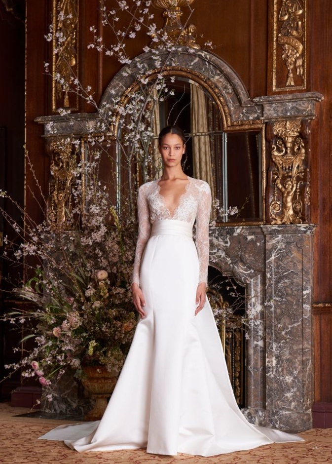 فستان زفاف ابيض