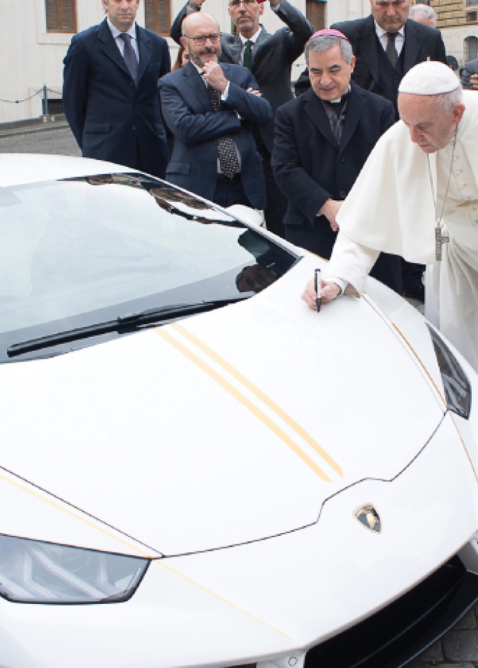 سيارة لامبورغيني هوركان آر دابليو دي كوبيه