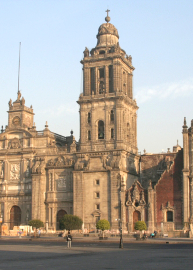 من Mercado de la Merced